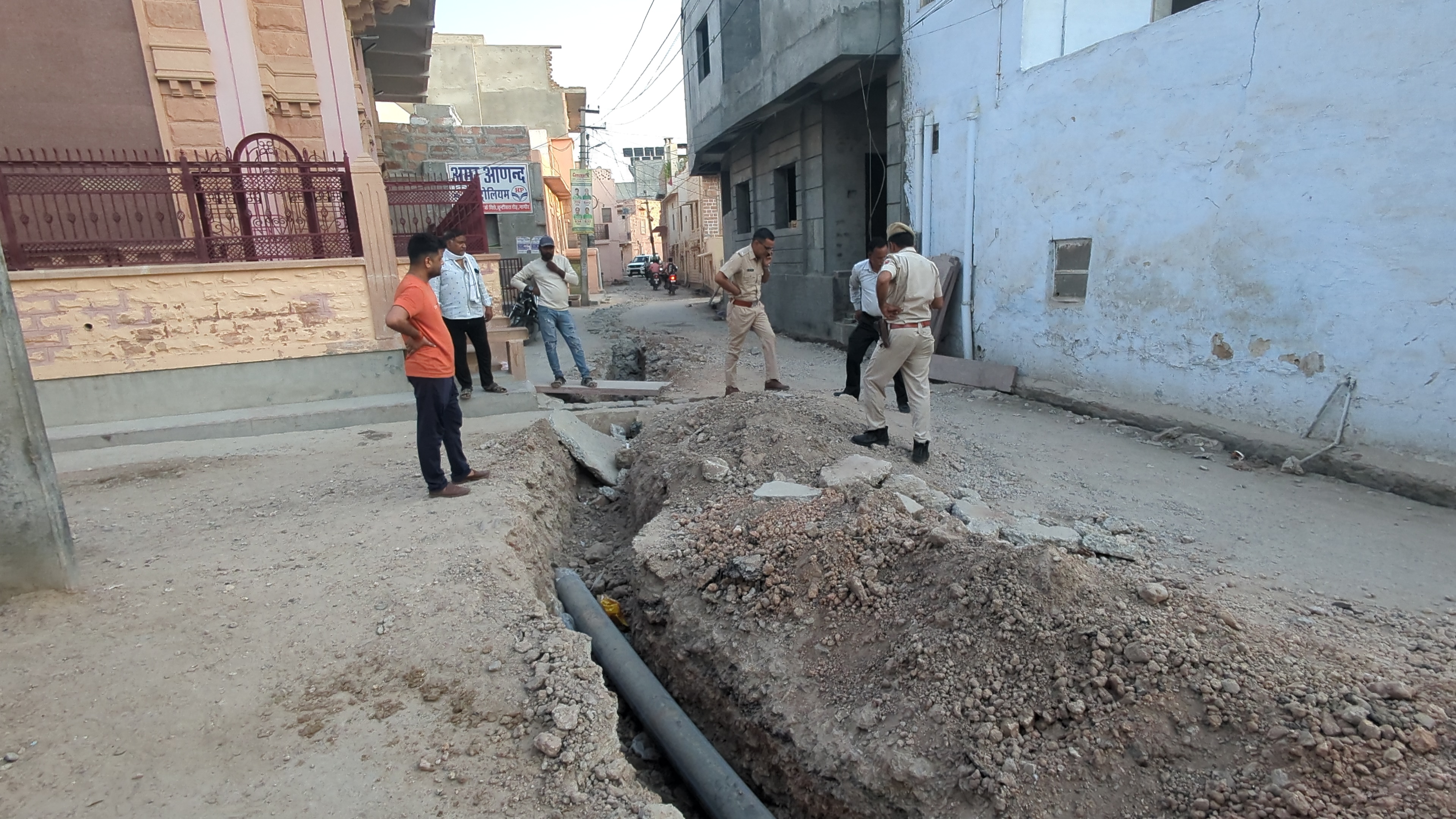 Nagaur patrika…खुदाई तो कर दी, काम पूरा नहीं किया, छोड़ चले गए…VIDEO