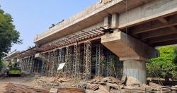 Over Bridge- तीन पुलिया ओवर ब्रिज की निर्माण अवधि सुरसा के मुख समान बढ़ती जा रही - image