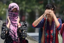 UP Monsoon 2025: मानसून की धीमी रफ्तार: लखनऊ से झांसी तक तापमान में उबाल, लू का
खतरा बढ़ा - image