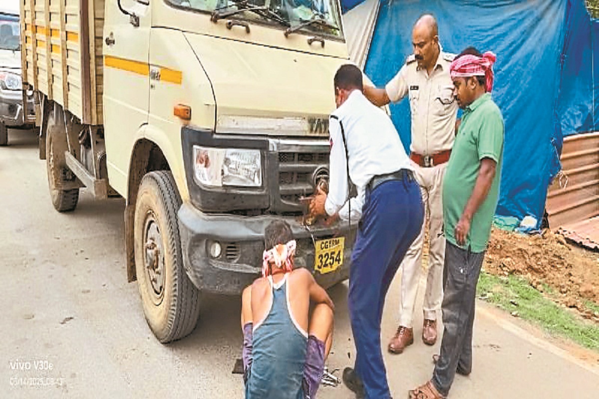 CG News: LED लाइट लगाने और इन नियमों को तोड़ने वाले वाहनों पर सख्त कार्रवाई, पुलिस ने वसूले इतने रुपए…
