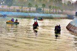Good News: जनेश्वर मिश्र पार्क में फिर से शुरू हुई बोटिंग सेवा: लखनऊ वासियों के
लिए नई मनोरंजन सुविधा - image