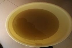 सालों पुरानी लाइनें क्षतिग्रस्त, घरों में पहुंच रहा गंदा पानी - image