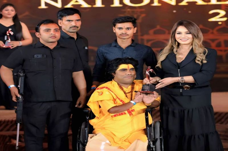 दिव्यांगता को हरा ज्योतिषाचार्य कृष्ण कुमार ने लिखी कामयाबी की इबारत Astrologer Krishna Kumar wrote the story of success after defeating disability