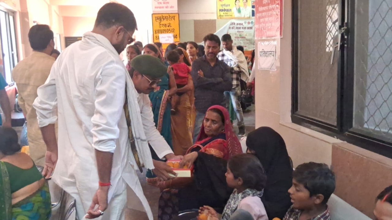 ऑपरेशन सिंदूर की सफलता पर जश्न, जिला महिला अस्पताल में बटी मिठाई, गूंजे जज़्बे
के नारे