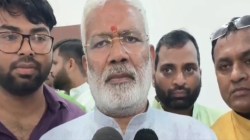 आजमगढ़ पहुंचे जल संसाधन मंत्री स्वतंत्र देव सिंह ने भारतीय सेना को दिया बधाई - image