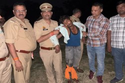Gonda News: पुलिस मुठभेड़ में दो बदमाशों को लगी गोली तीन गिरफ्तार, चोरी के दौरान
युवक की थी हत्या - image