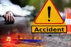 Azamgarh News: तिलक से लौटते समय बड़ा हादसा, ट्रैक्टर की टक्कर से पति की मौत,
पत्नी गंभीर - image