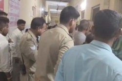 Gonda News: बेटी ने फांसी लगाकर की आत्महत्या, पिता बोले- 6 माह पहले किया था शादी - image