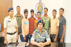 Anti Naxal Operation: एंटी नक्सल ऑपरेशन के दौरान मिली बड़ी सफलता, विस्फोटक के
साथ 7 नक्सली गिरफ्तार - image
