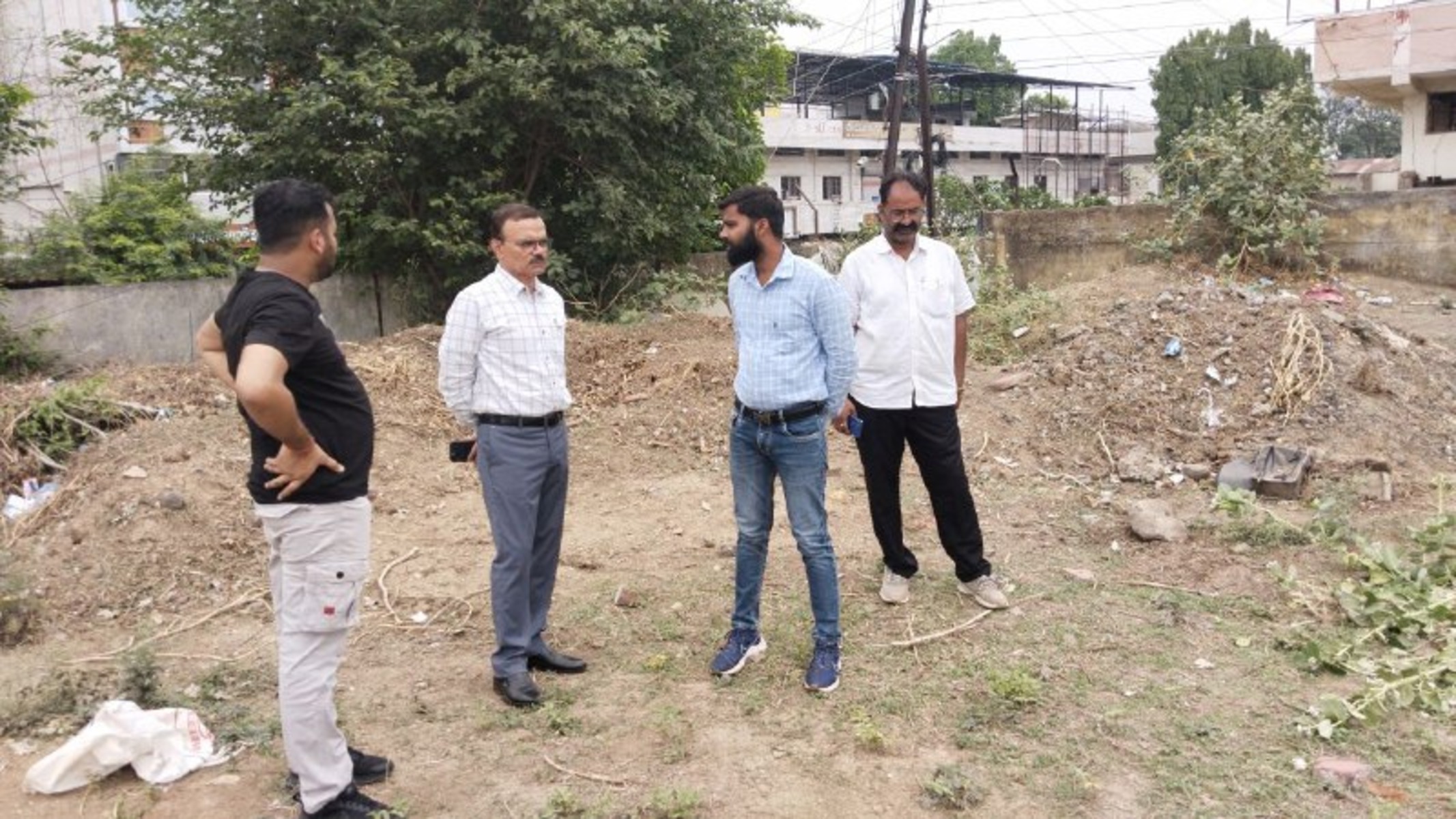 सुभाष स्कूल ग्राउंड पर 5 करोड़ की लागत से बनेगी 95 दुकानें