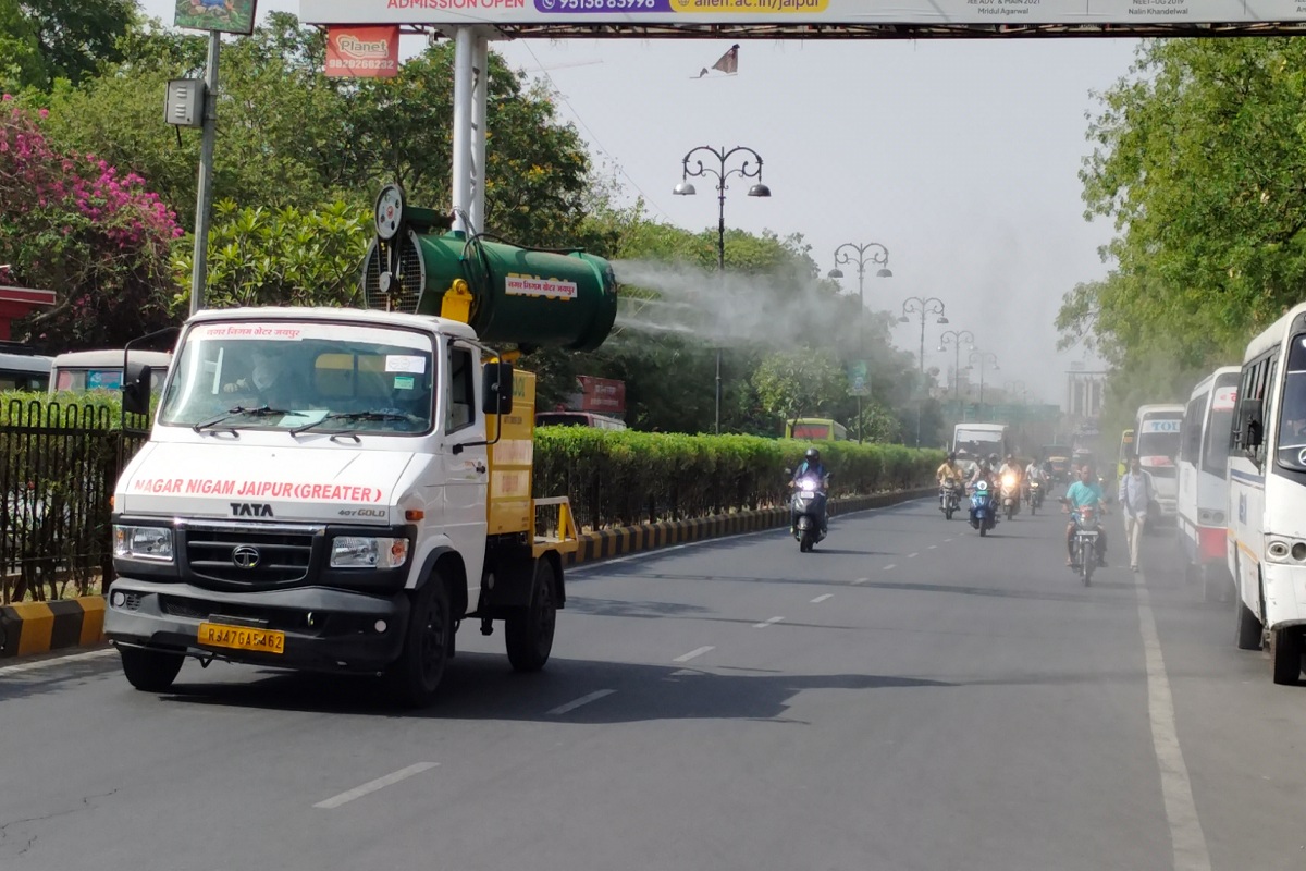 Rajasthan Weather : गुलाबी नगर में आज तीखी गर्मी का दौर, पसीने से लथपथ हुए लोग