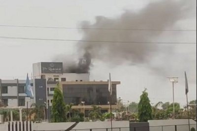 रुद्राक्ष होटल में लगी आग