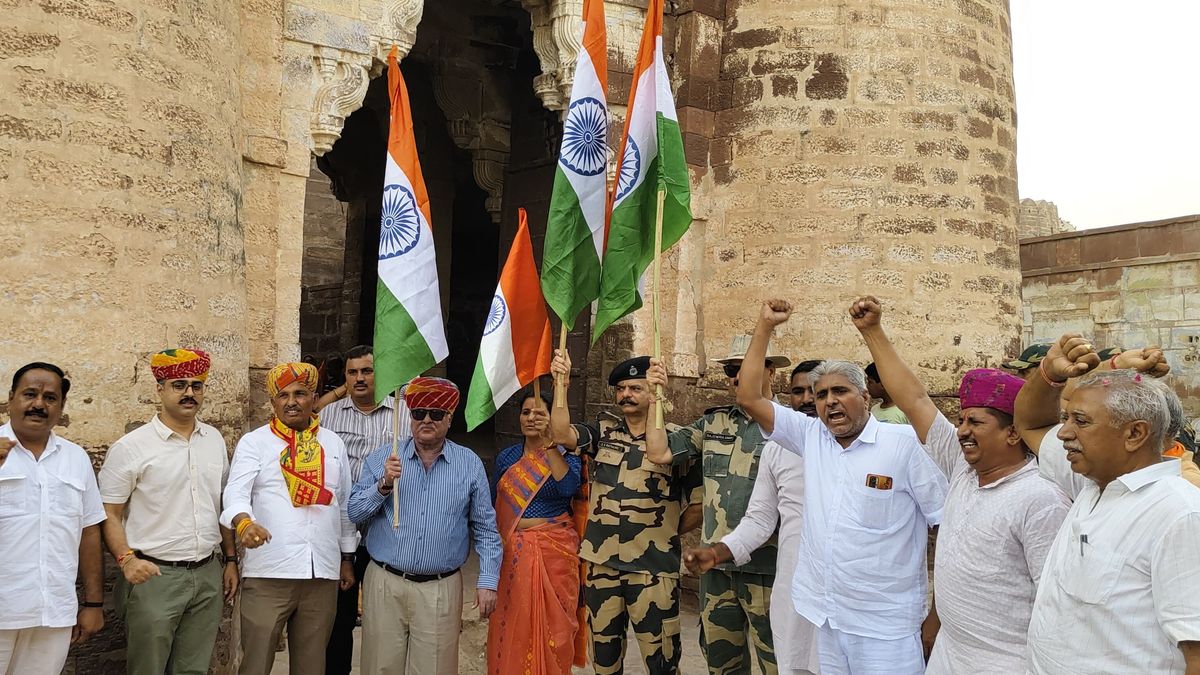 Watch Video: पोकरण: निकाली शौर्य यात्रा, बड़ी संख्या में मजन की भागीदारी
