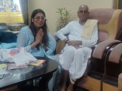 AJAB_GAJAB : पीएम मोदी से मिलकर अपनी बात नहीं मनवाई तब तक मैं अन्न नहीं खाऊंगी - image