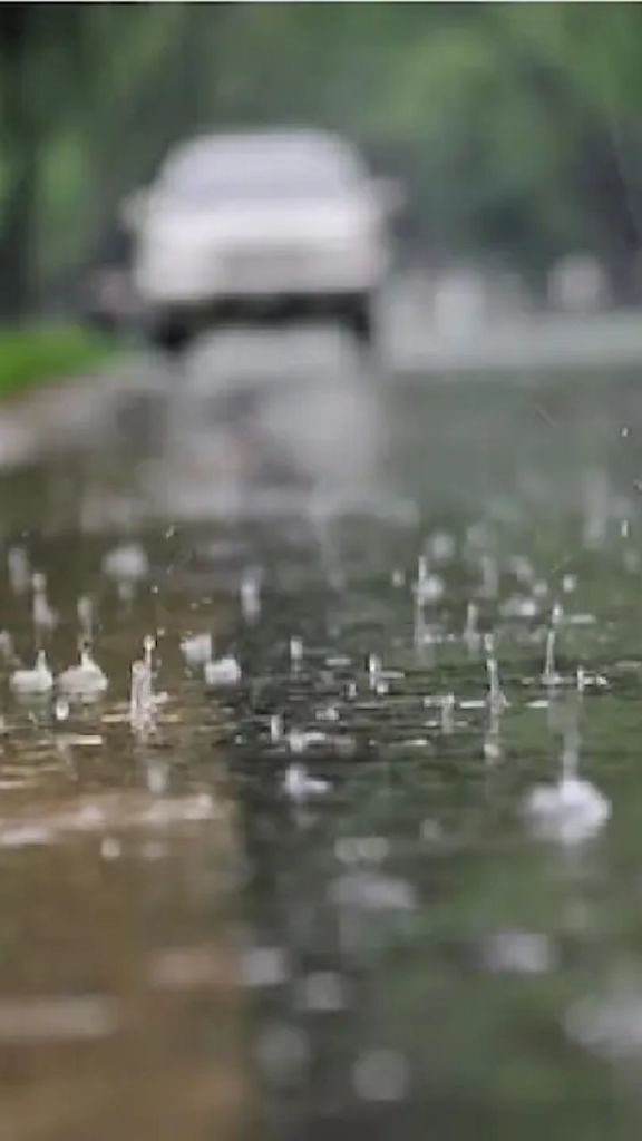गर्मी से मिलेगी राहत... आज इन जिलों में गरज-चमक के साथ होगी बारिश, IMD ने दी चेतवानी