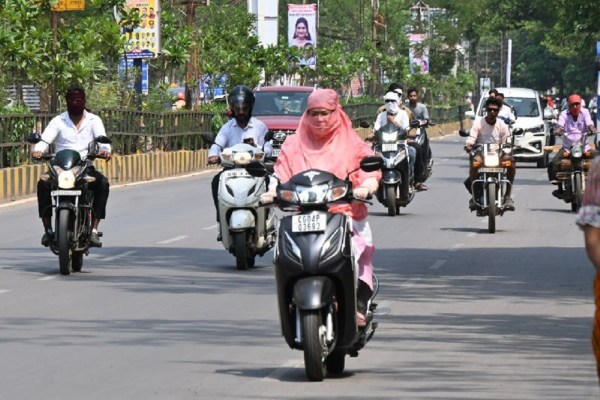 Monsoon 2025: 1 जून को केरल में दस्तक देगा मानसून! प्रदेश के कई जिलों में बिगड़ेगा मौसम का मिजाज, होगी बारिश