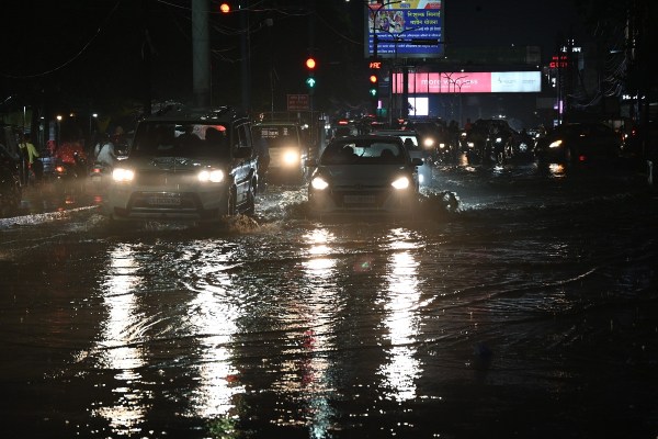 Monsoon 2025: एक्टिव हुआ प्री-मानसून… अगले 7 दिनों तक बारिश का यलो अलर्ट जारी, जानें IMD का लेटेस्ट अपडेट