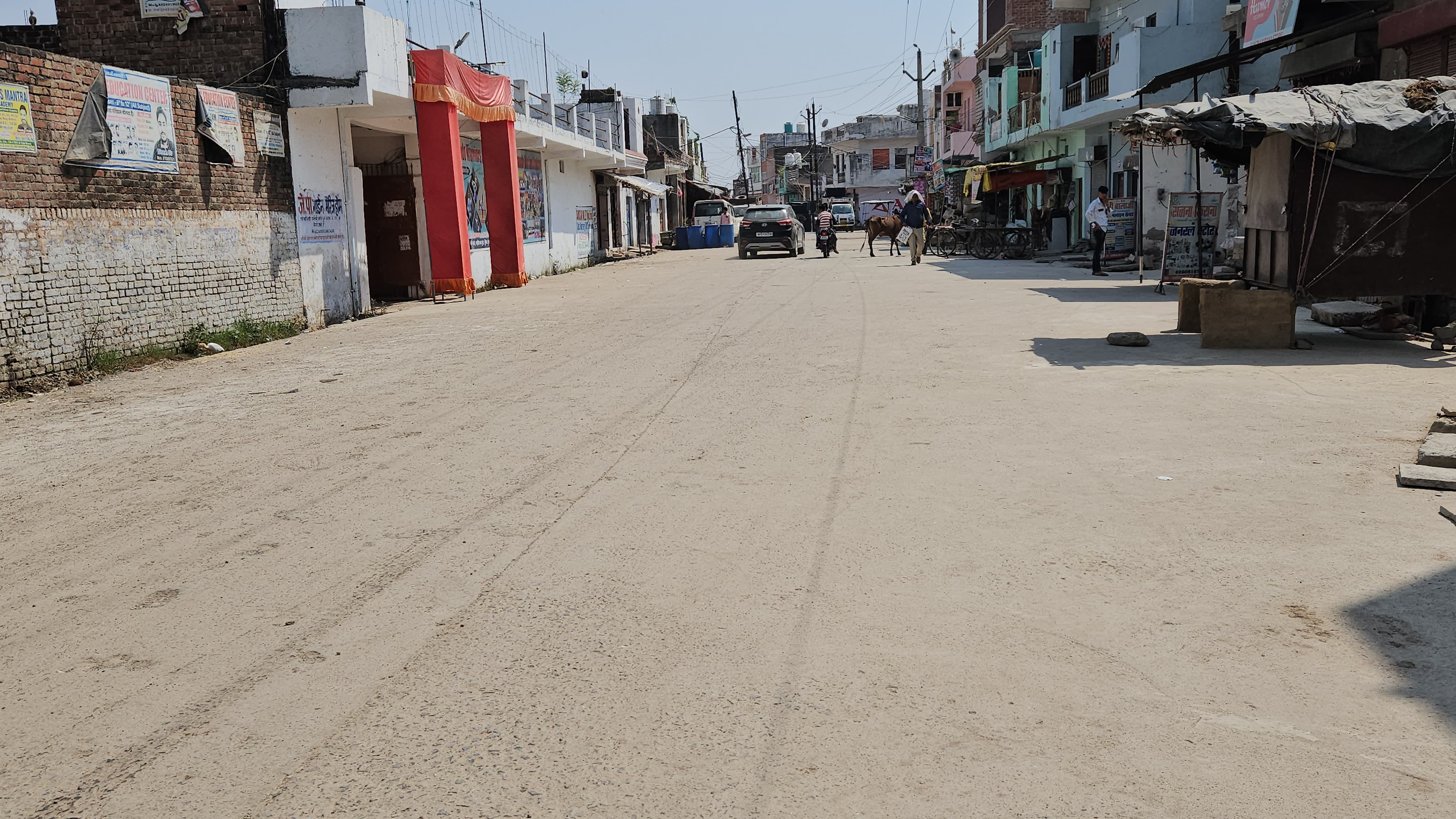 बर्बादी: द्वितीय चरण में डाली जाएगी सीवर लाइन, उन क्षेत्रों में डाली जा रही
सडक़ें