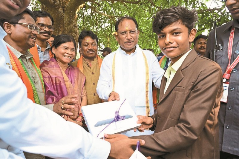 महतारी वंदन योजना से छूटी महिलाओं का होगा पंजीयन (Photo source- Patrika)