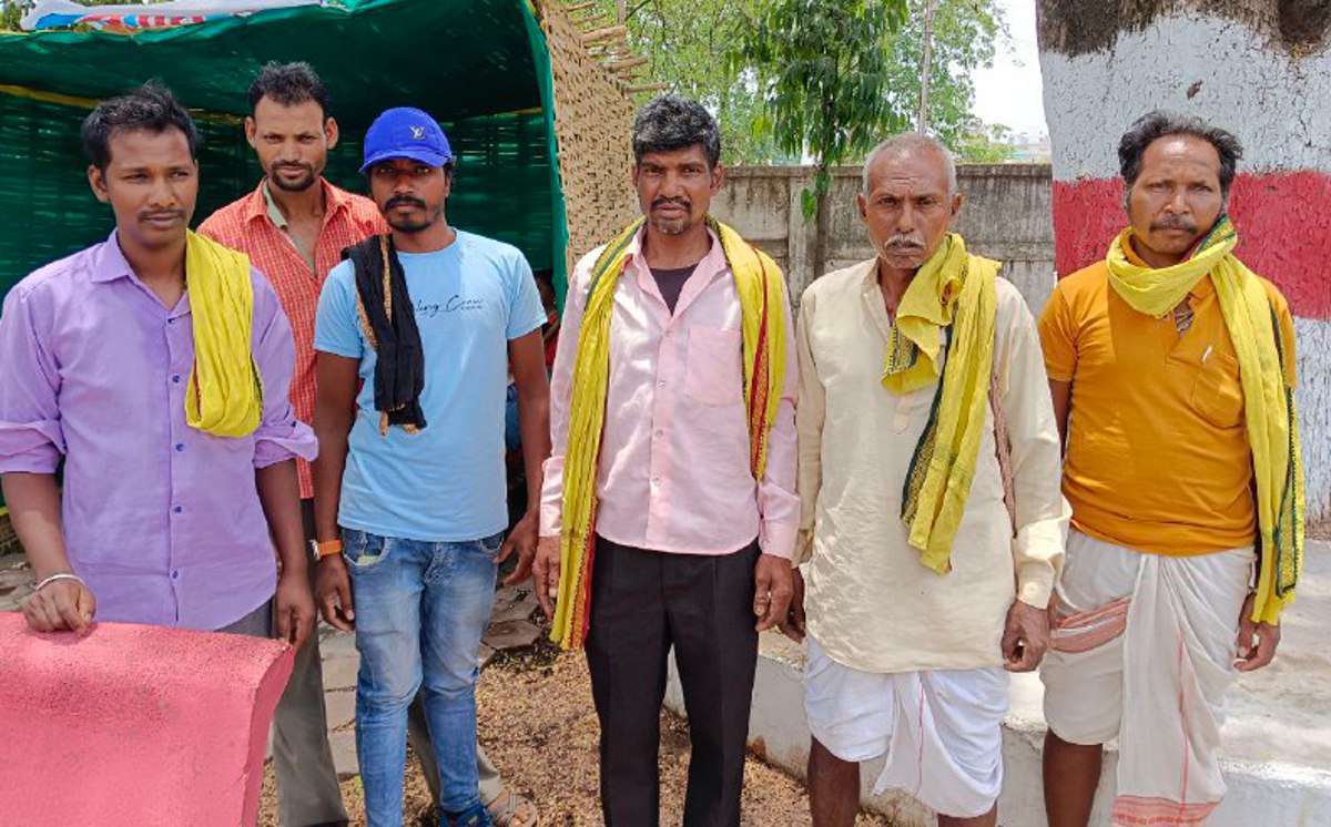 पानी रे पानी…गांव से ढाई किमी दूर दूधी नदी,वहां से पानी लाने में फूलती है सांसें
