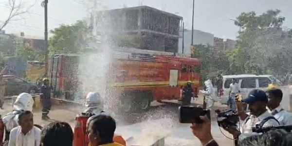 Mock Drill in CG: सायरन बजाकर किया गया अलर्ट, नागरिकों को बचने और बचाने की दी जा रही ट्रेनिंग, देखें 
