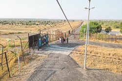 यहां आतंकियों को पांव रखने भर की भी जगह नहीं, आखिर कैसे इतना सुरक्षित है बाड़मेर
बॉर्डर - image