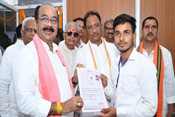 CCTV कैमरा नेटवर्क, उन्नत पुलिस कंट्रोल रूम और प्रेस क्लब के नवनिर्मित भवन का CM साय ने किया लोकार्पण, देखें तस्वीरें