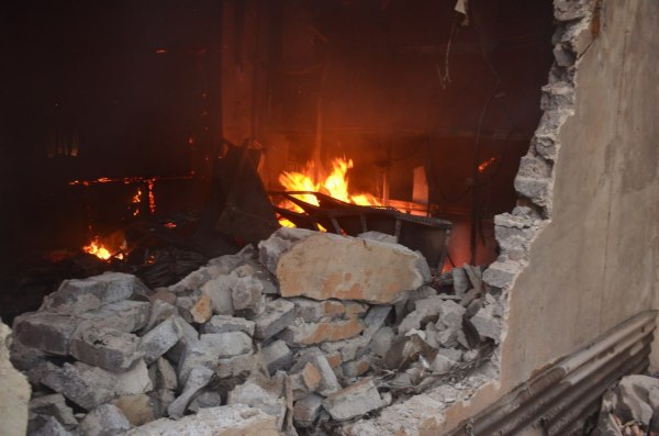 Raipur News:एलईडी लाइट गोदाम में लगी भीषण आग, बना धुंए का गुबार, देखें 
