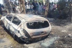 बड़ा हादसा: चलती कार में धमाके के साथ लगी आग, चालक की जिंदा जलकर मौत - image