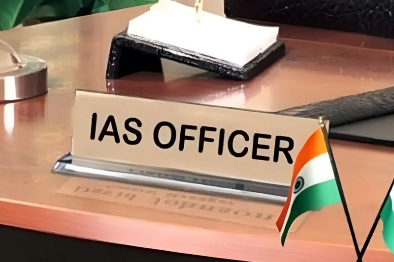 10 IAS अधिकारियों का तबादला | Image Source - Social Media