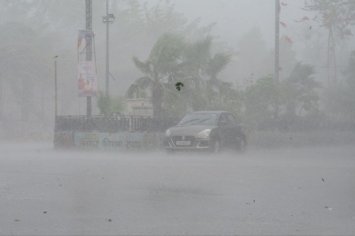 Monsoon 2025: 1 जून को केरल में दस्तक देगा मानसून! प्रदेश के कई जिलों में
बिगड़ेगा मौसम का मिजाज, होगी बारिश