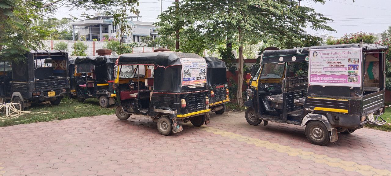 65 वाहनों की जांच,परमिट,फिटनेस,बीमा और ओवरलोड वाहनों पर कसा शिकंजा