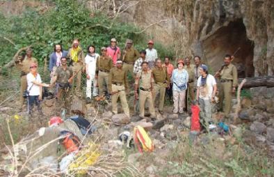 CG News: खुल गई मंडीपखोल गुफा, पहुंचे हजारों पर्यटक, देखें तस्वीरें