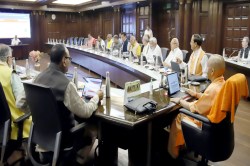 UP Cabinet: उत्तर प्रदेश कैबिनेट ने ‘पार्किंग नियमावली 2025’ को दी मंजूरी: शहरी
पार्किंग व्यवस्था में आएगा क्रांतिकारी बदलाव - image