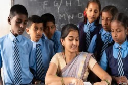 UP Education: उत्तर प्रदेश में 543 नवचयनित शिक्षकों को मिला सरकारी नौकरी का
तोहफा, सीएम योगी देंगे नियुक्ति पत्र - image