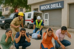 UP Mock drill: युद्ध जैसी स्थिति में तैयारियों की परीक्षा: यूपी के 19 जिलों में
आज मॉक ड्रिल, जानिए कब और कहां बजेगा सायरन - image