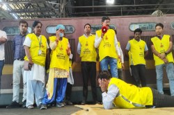 UP Railway Alert: एयर स्ट्राइक के बाद यूपी में हाई अलर्ट, उत्सर्ग एक्सप्रेस में
बम की अफवाह से मचा हड़कंप - image