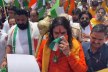 तिरंगा रैली… तिरंगे से पसीना पोंछते नजर आए भाजपा विधायक बालमुकुंदाचार्य, वीडियो
वायरल
