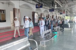 ADRM in Ambikapur: Video: ADRM पहुंचे अंबिकापुर, स्टेशन में सुविधाओं का लिया
जायजा, 22 को PM मोदी करेंगे वर्चुअल उद्घाटन - image