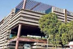 Ahmedabad: चंडोला तालाब क्षेत्रवासियों को घर मिलने के निर्णय से सिविक सेंटरों
में लगने लगी कतार - image