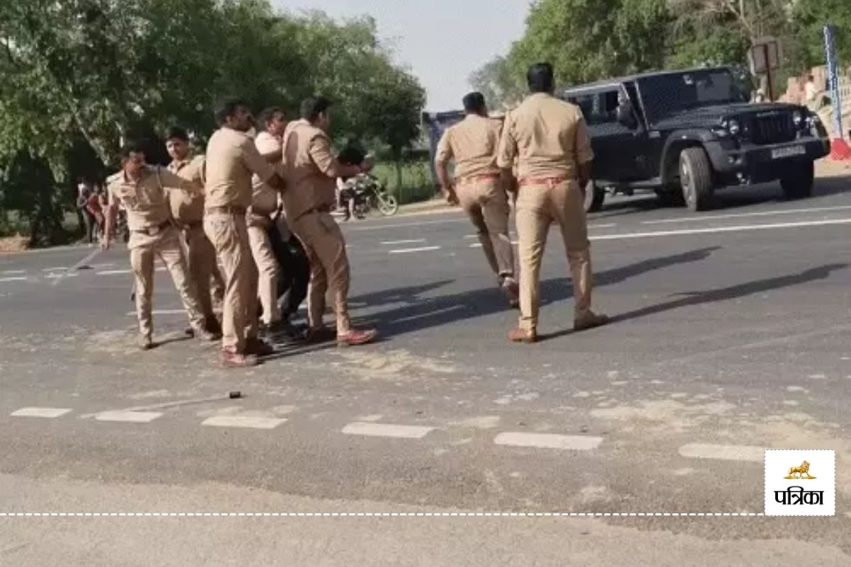 Agra, Okendra rana, Karni sena