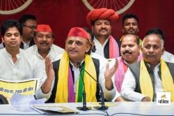 अखिलेश यादव ने BJP पर कसा तंज, कहा- समाजवादियों के विजन पर ही भाजपा आगे बढ़ रही
है - image