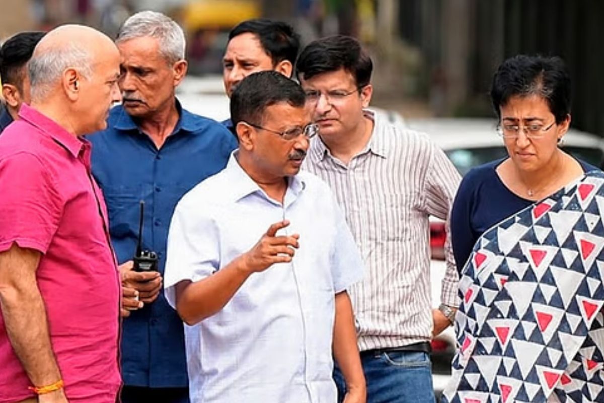Delhi Politics: ‘दो शरीर एक जान, आम आदमी पार्टी और पाकिस्तान’…AAP के बयान पर
भड़के भाजपा नेता - image