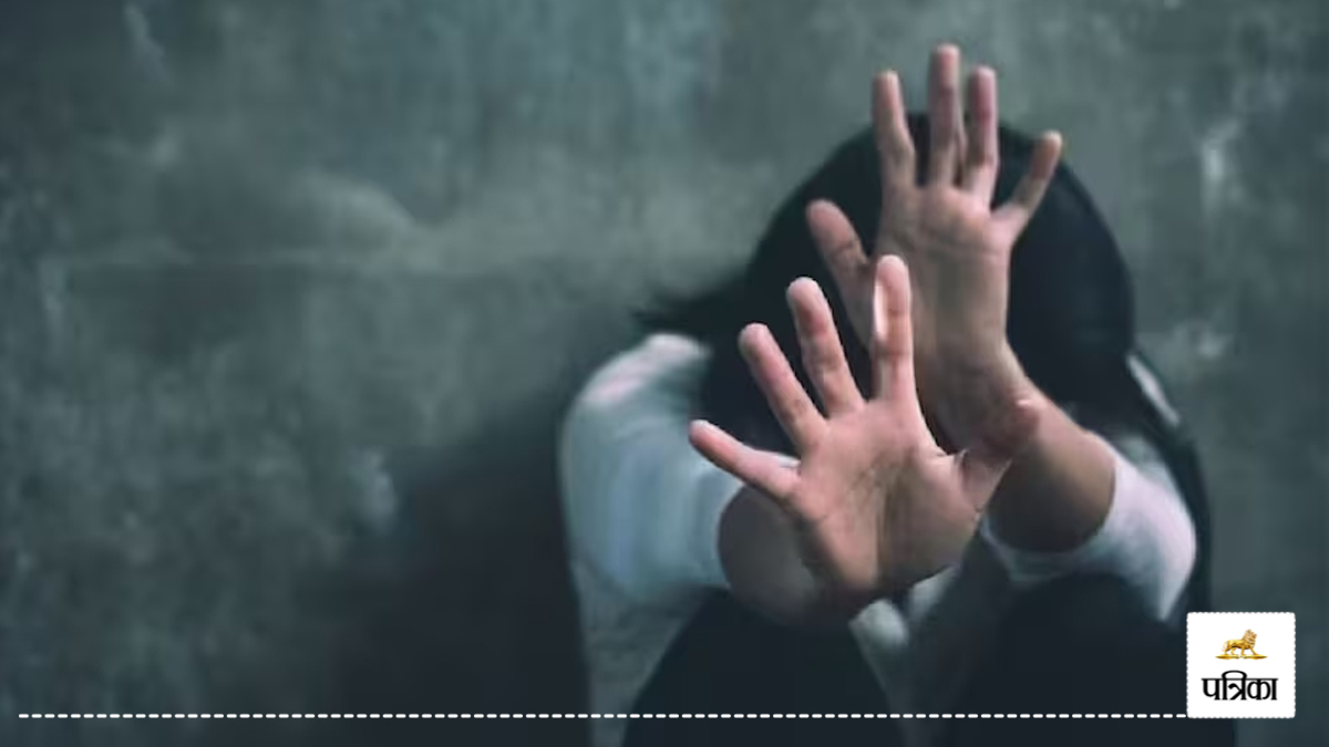 Moradabad News: दलित लड़की से रेप की कोशिश, जंगल में खींचकर ले जा रहा था दरिंदा,
ऐसे बचाई अपनी जान