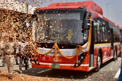 BEST Bus New Fare: 9 मई से बढ़ जाएगा मुंबई बेस्ट बस का किराया, न्यूनतम 10 रुपये
और 50 km तक 60 रुपये होगा - image