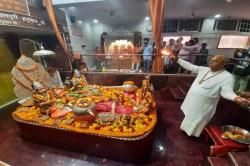 Lucknow Bada Mangal: बड़े मंगल के भंडारों को लेकर नगर निगम सतर्क, तैयारियों का
जायजा शुरू - image