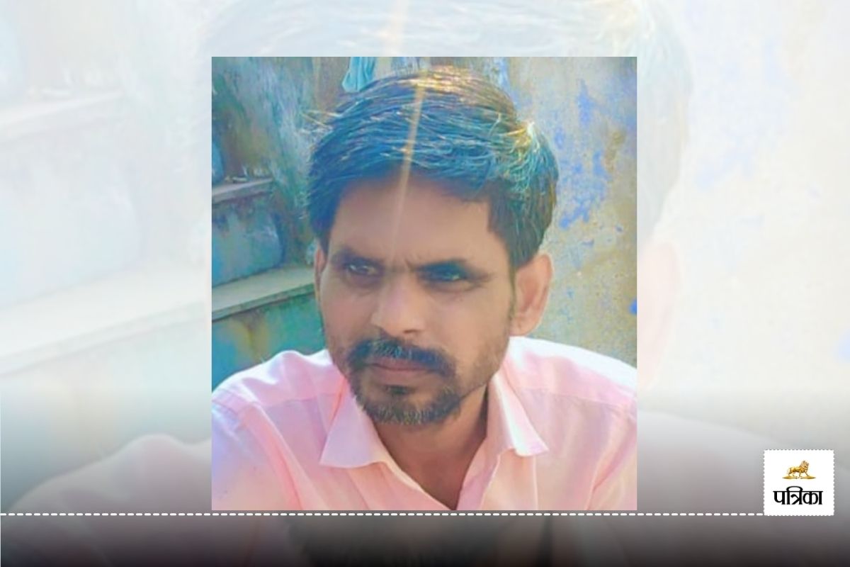 Rajasthan News : यूपी से बांसवाड़ा आकर बसे दो भाइयों की एक ही दिन मौत, परिजन
बदहवास