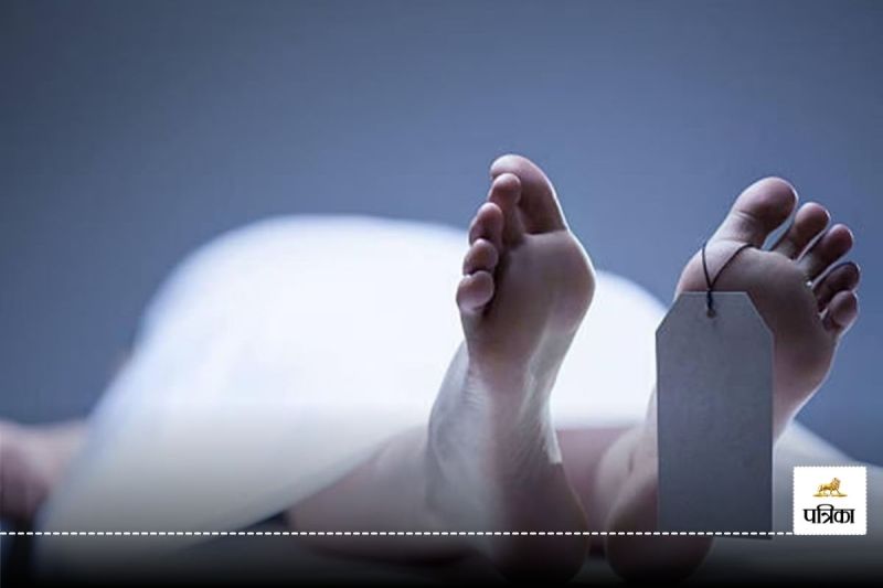 CG Crime: पूर्व सरपंच की अपने ही खेत में मिली लाश, परिजनों ने पड़ोसियों पर जताया शक