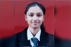 CBSE 12th Result 2025: जोधपुर की बेटी ने कर दिया कमाल, 500 में से आए 497, यहां
कटे 3 नंबर, देखें मार्कशीट - image