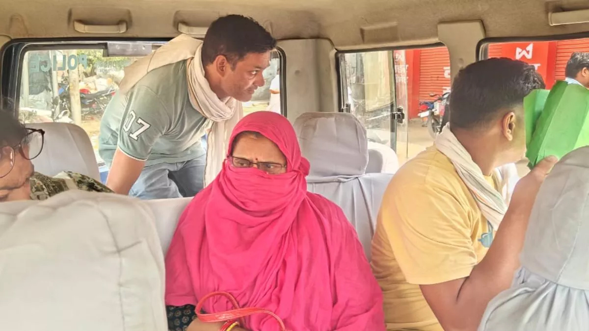 संभल में सीडीपीओ रिश्वत लेते रंगे हाथ गिरफ्तार, मानदेय के बदले मांगे थे 7 हजार,
शिकायत पर बिछाया ट्रैप